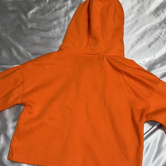 ORANGE HOODIE - Picture 4 of 4